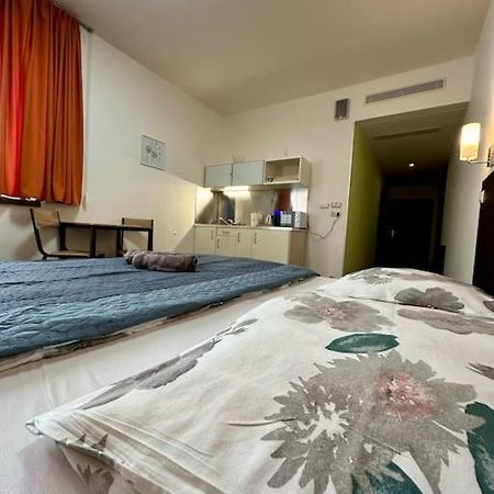 Apartman Priamo Na Hlavnej Ulici Caşonia Exterior foto
