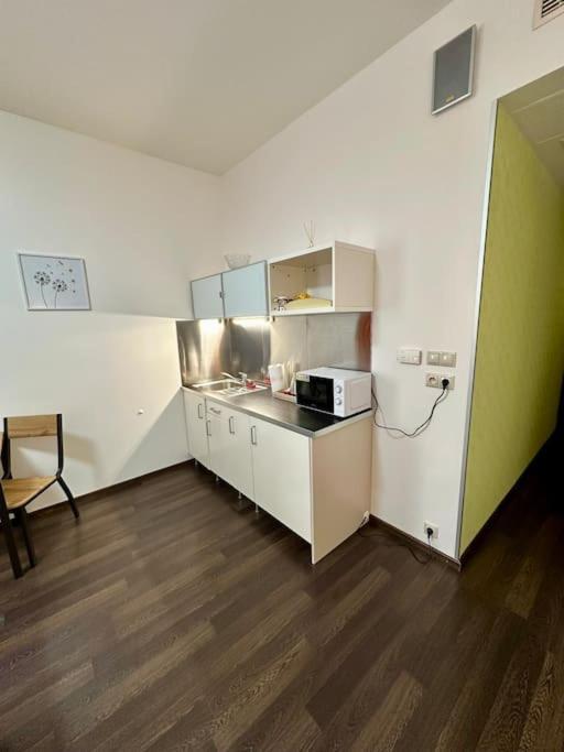 Apartman Priamo Na Hlavnej Ulici Caşonia Exterior foto
